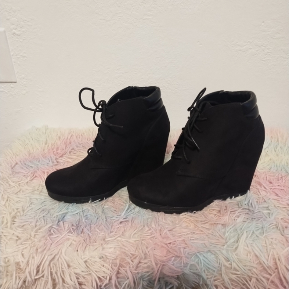 ANDREA FENZI Black Women's Wedge Boots